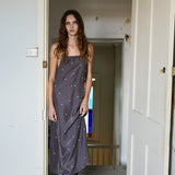 MIDNIGHT SLIP, CHARCOAL/IVORY BANDHINI TIE&DYE SILK