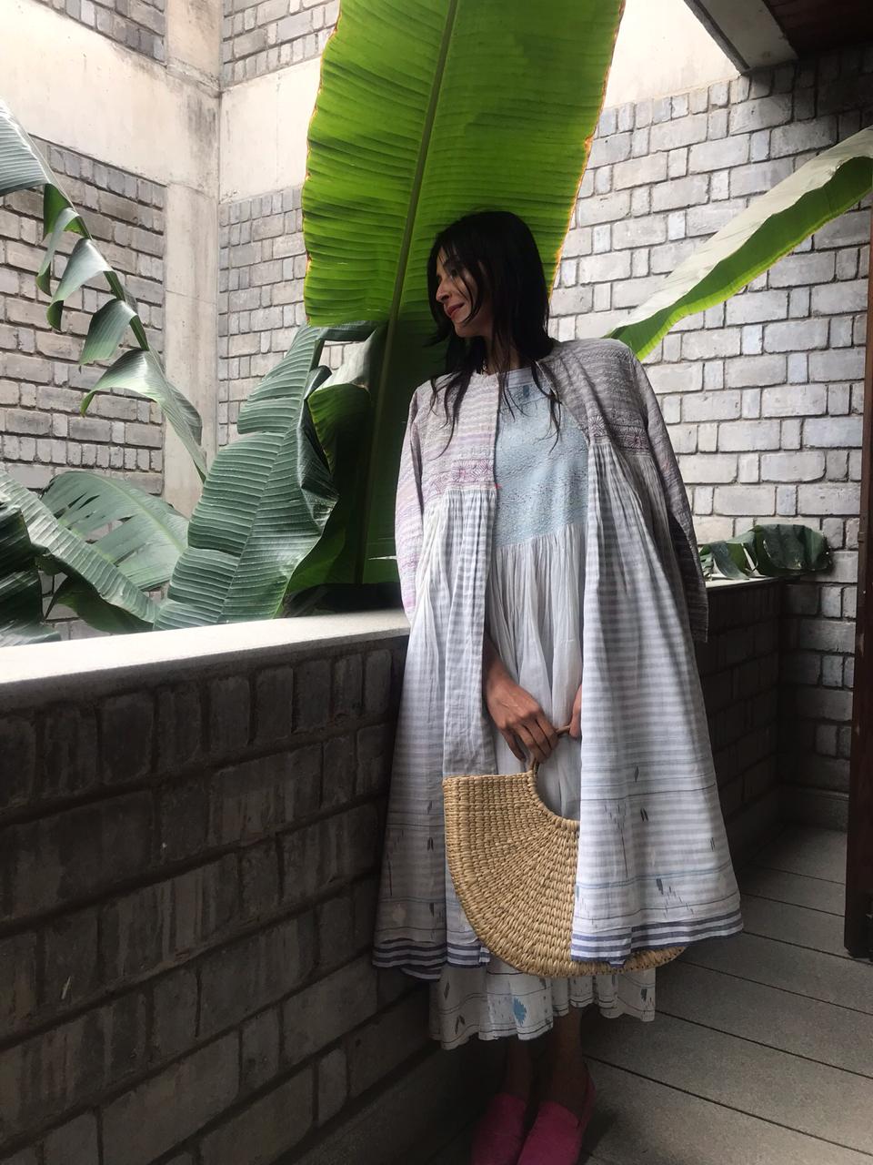 PLEATED COAT DRESS, WHITE // GREY STRIPE - SAAKI