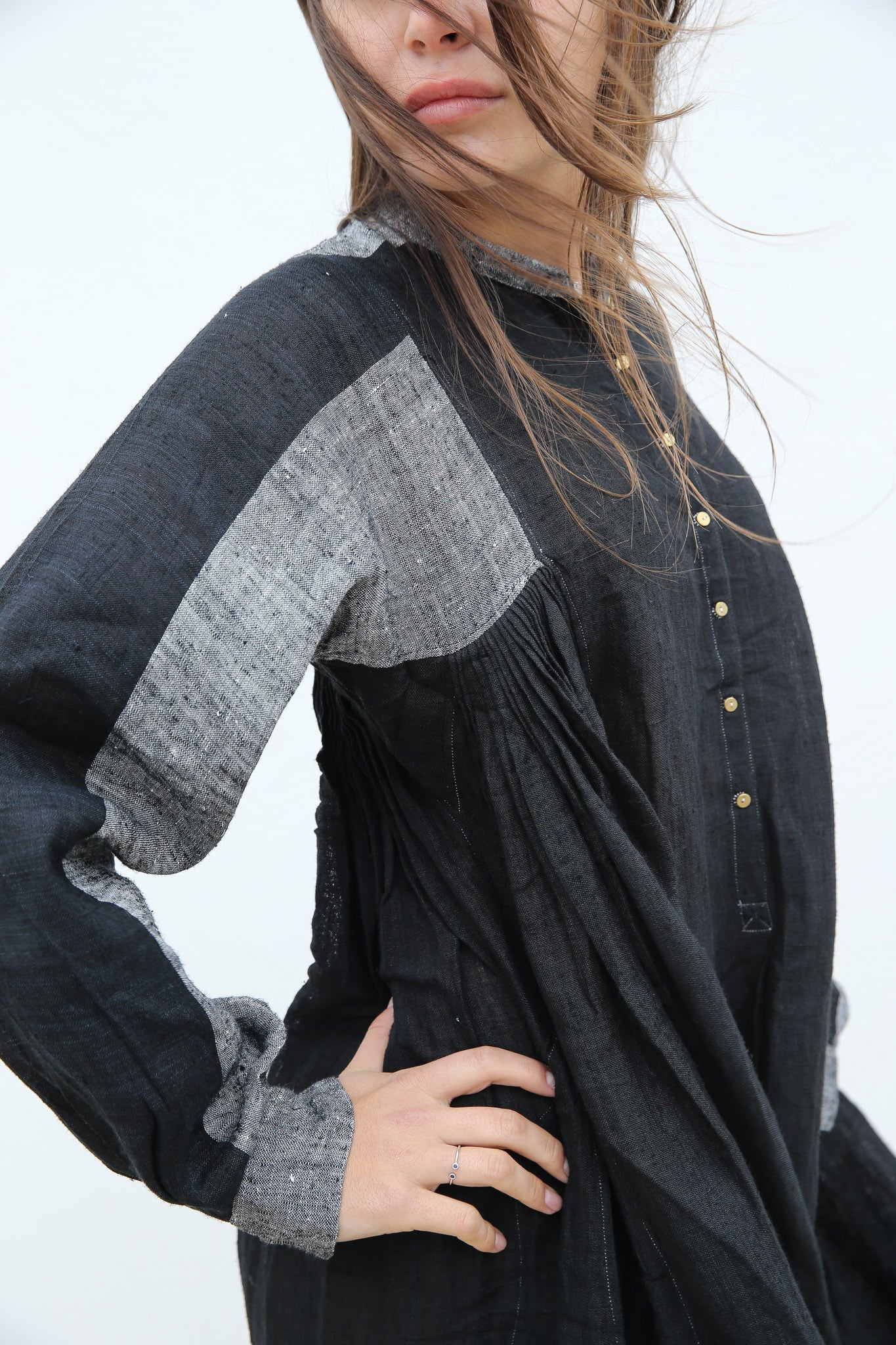 RANGREZ SILK SHIRT DRESS, BLACK HANDWOVEN - SAAKI