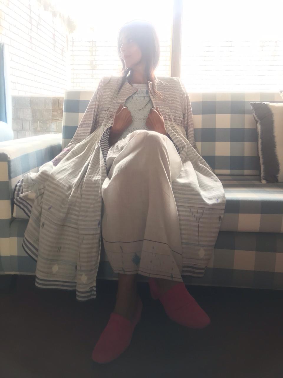 PLEATED COAT DRESS, WHITE // GREY STRIPE - SAAKI