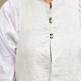 EMBROIDERY WAISTCOAT, IVORY - SAAKI