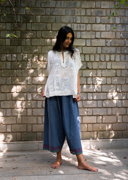 DAISY BLOUSE, WHITE // RED COTTON