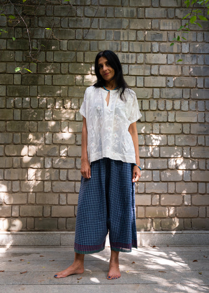 DAISY BLOUSE, WHITE // RED COTTON