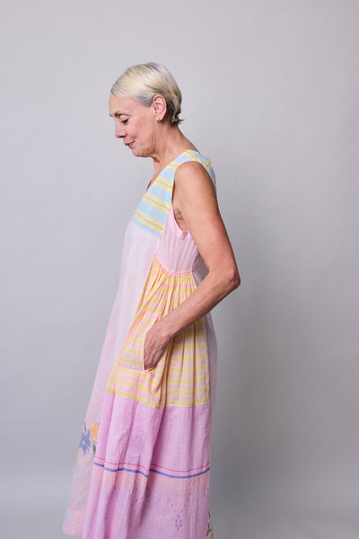 DELILAH DRESS SLEEVELESS, PASTEL PINK COTTON