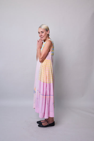 DELILAH DRESS SLEEVELESS, PASTEL PINK COTTON