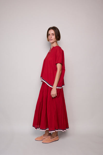 POPPY RED PLEATED SKIRT