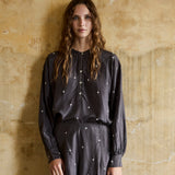 MIDNIGHT BLOUSE, CHARCOAL/IVORY BANDHINI TIE&DYE SILK