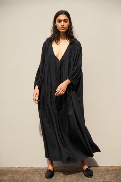 SARA DRESS, SILK BLACK