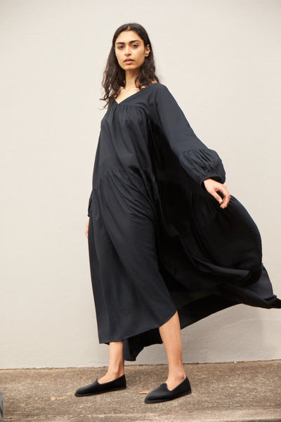 SARA DRESS, SILK BLACK