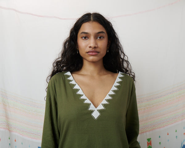 MARATA BLOUSE, OLIVE COTTON LINEN