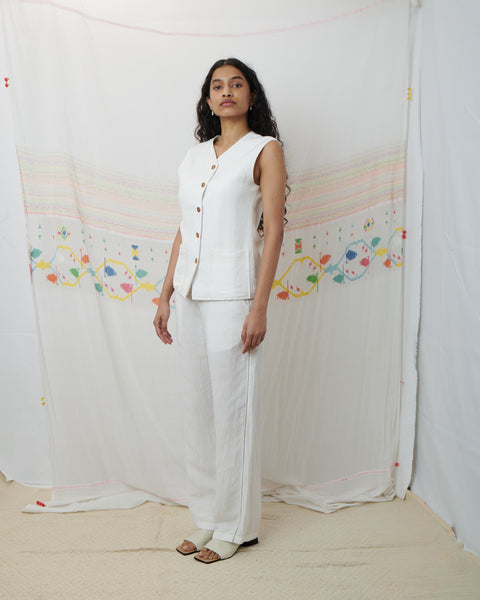 SUNITI PANT, WHITE COTTON LINEN