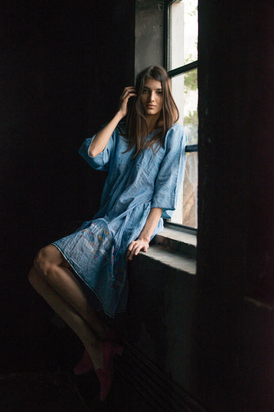 V NECK EMBROIDERED DRESS, DENIM - SAAKI