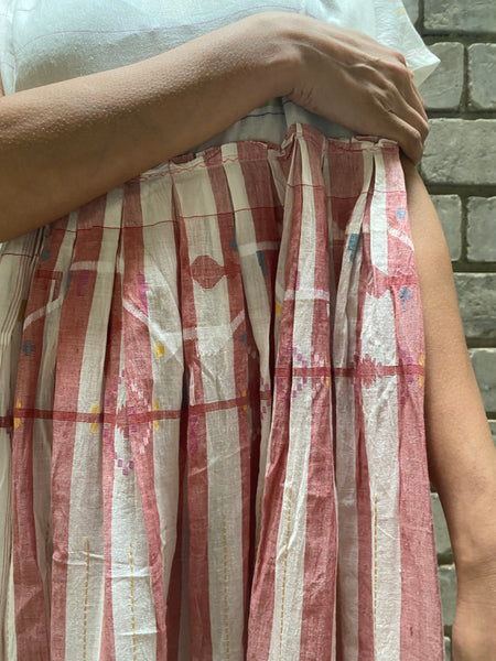 BABYDOLL STRIPE DRESS, WHITE // REF - SAAKI