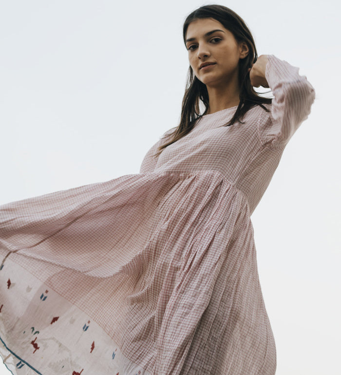 PLEAT DRESS, RED\WHITE CHECKED - SAAKI