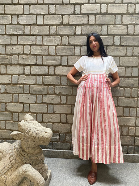 BABYDOLL STRIPE DRESS, WHITE // REF - SAAKI