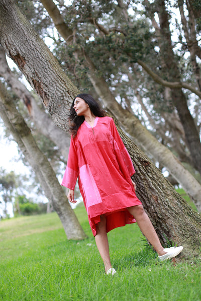 V-NECK BANDHINI KAFTAN DRESS, SHINY RED SILK - SAAKI