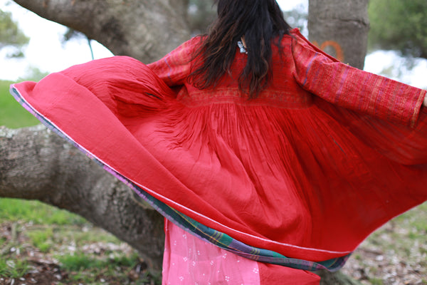 PLEATED CIRCLE COAT DRESS, RED - SAAKI