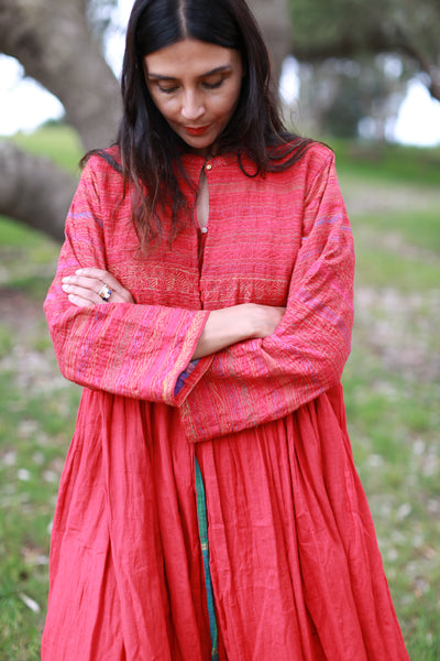 PLEATED CIRCLE COAT DRESS, RED - SAAKI