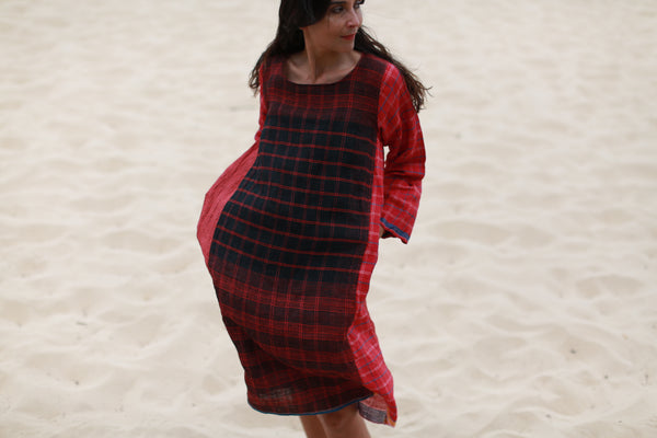 LONG SLEEVED DRESS, RED CHECK - SAAKI