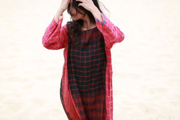 LONG SLEEVED DRESS, RED CHECK - SAAKI