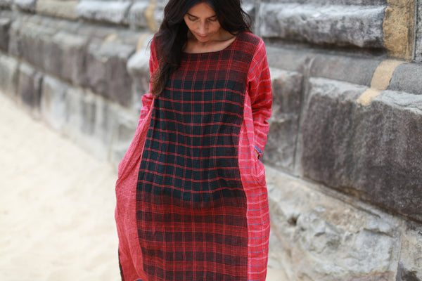 LONG SLEEVED DRESS, RED CHECK - SAAKI