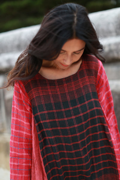 LONG SLEEVED DRESS, RED CHECK - SAAKI