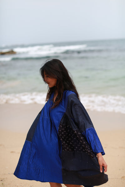 V-NECK BANDHINI KAFTAN DRESS, SHINY NAVY SILK - SAAKI