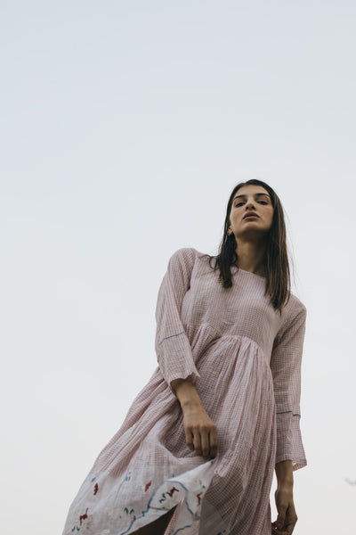 PLEAT DRESS, RED\WHITE CHECKED - SAAKI