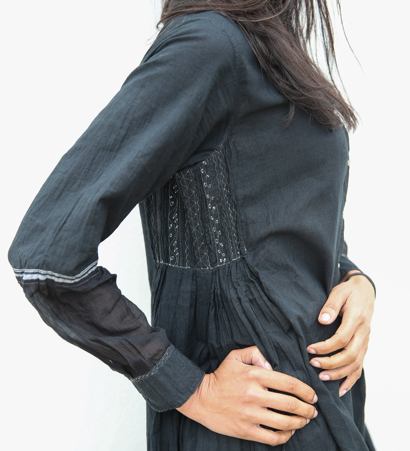 NOORI JACKET DRESS, BLACK HANDWOVEN - SAAKI