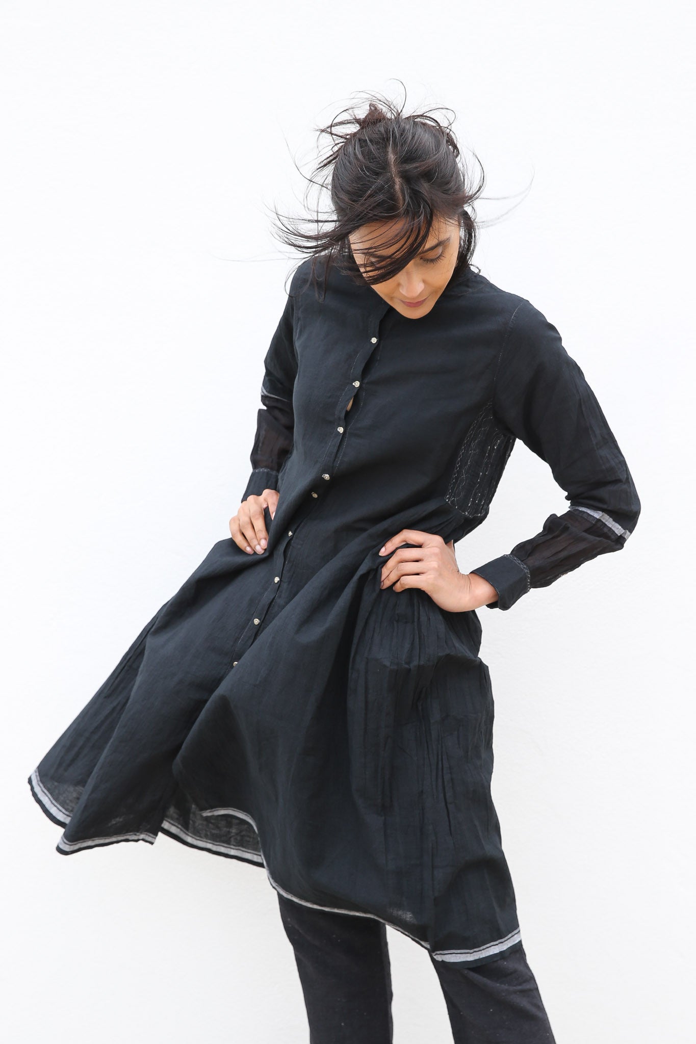 NOORI JACKET DRESS, BLACK HANDWOVEN - SAAKI