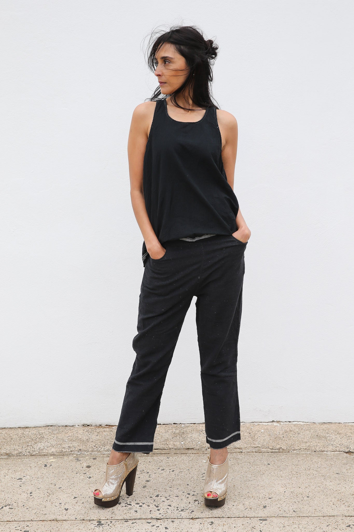 BANIYAAN TANK TOP, BLACK HANDWOVEN - SAAKI