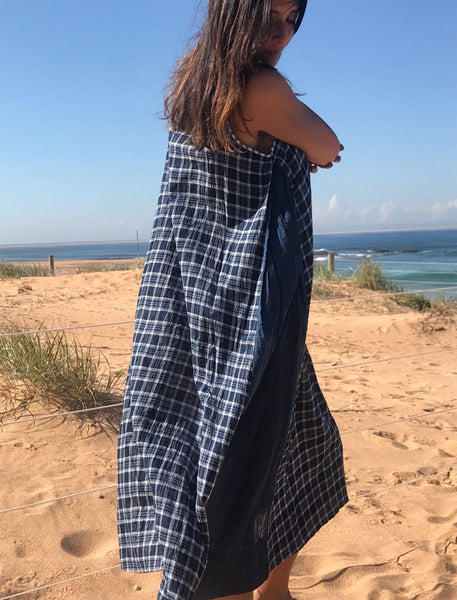 LONG CHECK SLIP DRESS, NAVY - SAAKI