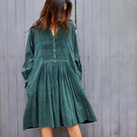 PLEATED EXAGGERATED SLEEVE SHIRT DRESS, GREEN - SAAKI