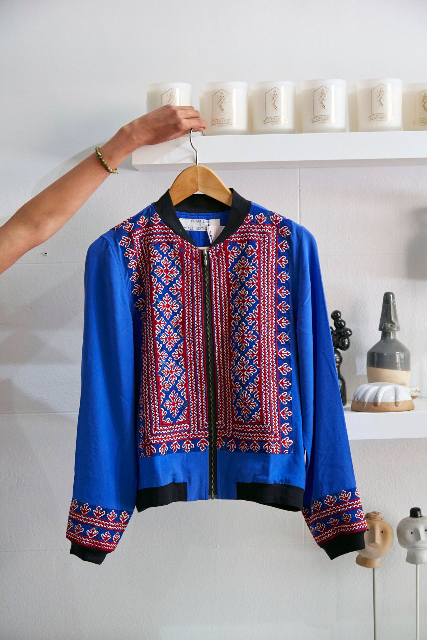 VINTAGE EMBROIDERY BOMBER JACKET, BLUE // RED SILK - SAAKI