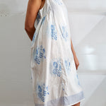 STRAP SILK DRESS, WHITE // BLUE - SAAKI