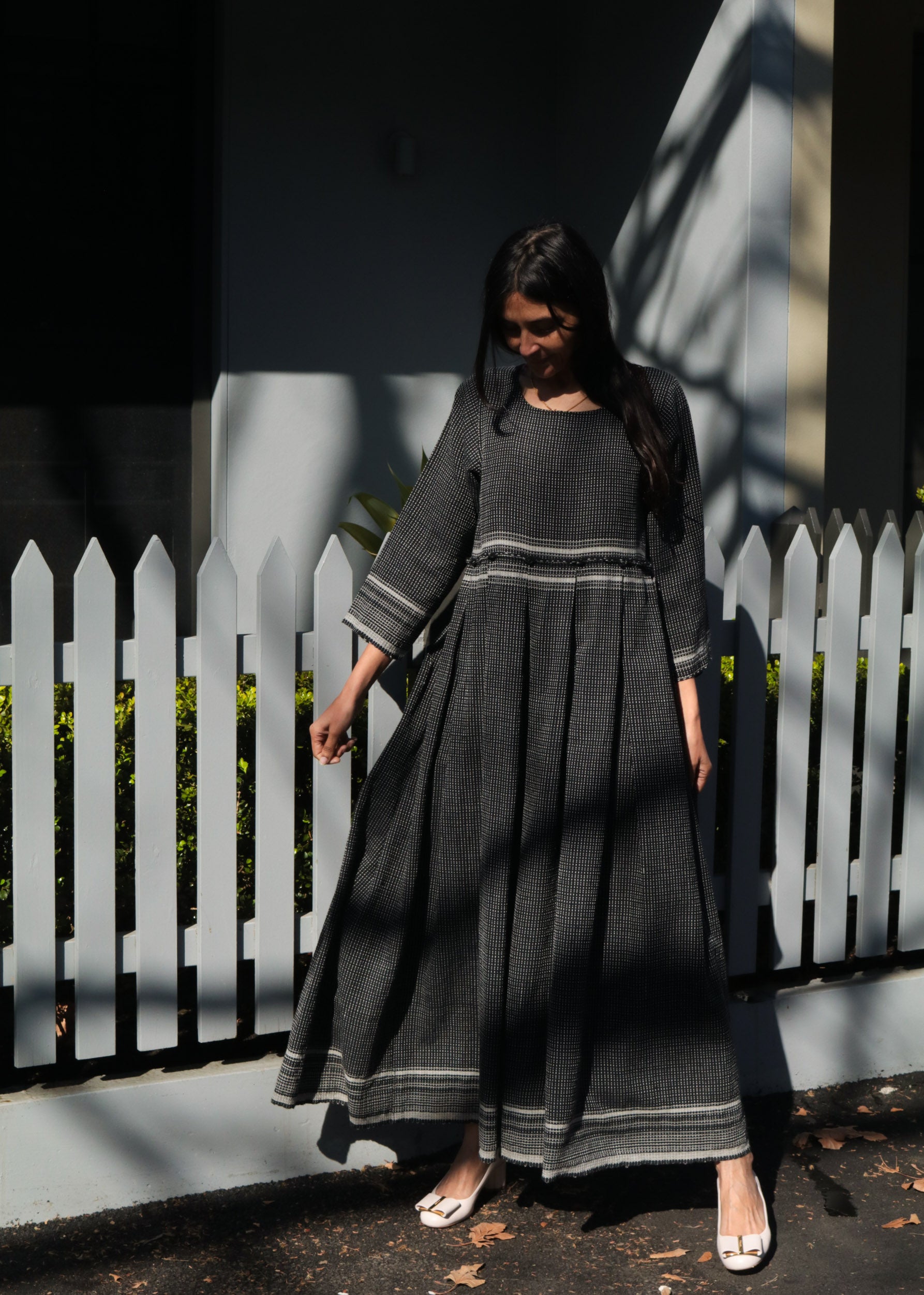 STITCH DRESS, BLACK WOOL - SAAKI