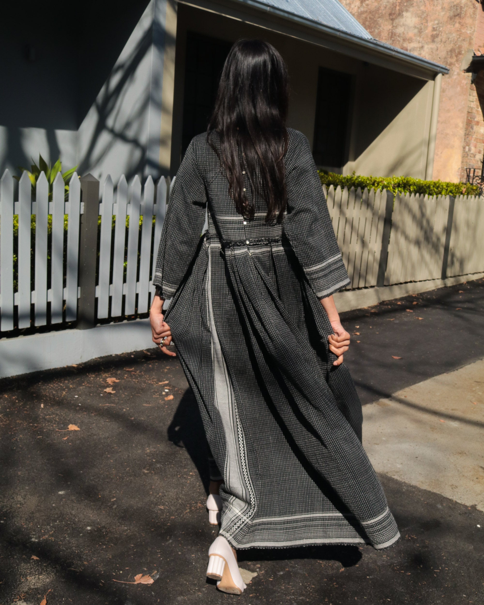 STITCH DRESS, BLACK WOOL - SAAKI