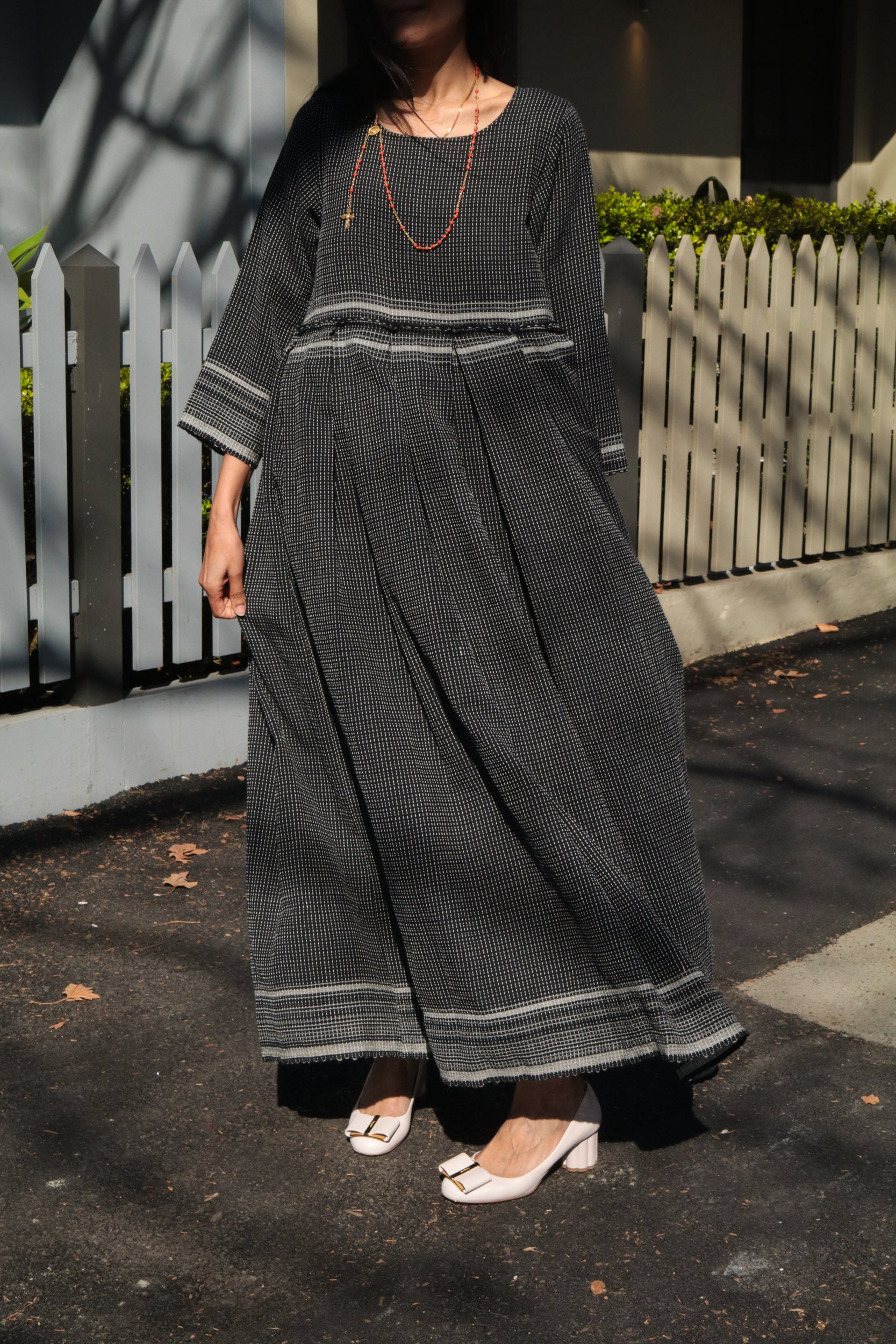 STITCH DRESS, BLACK WOOL - SAAKI