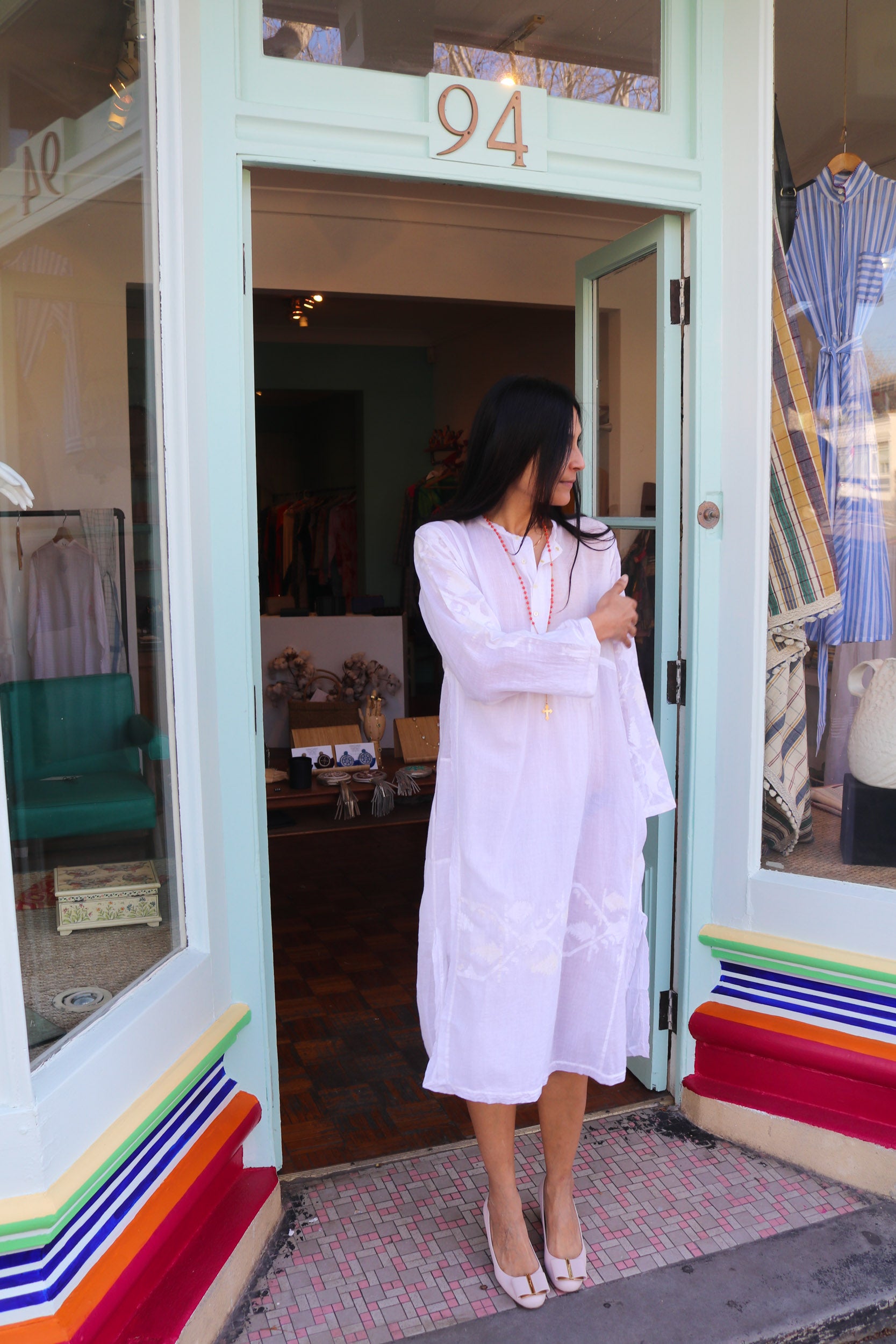 MUSLIN JAMDANI DRESS, WHITE - SAAKI