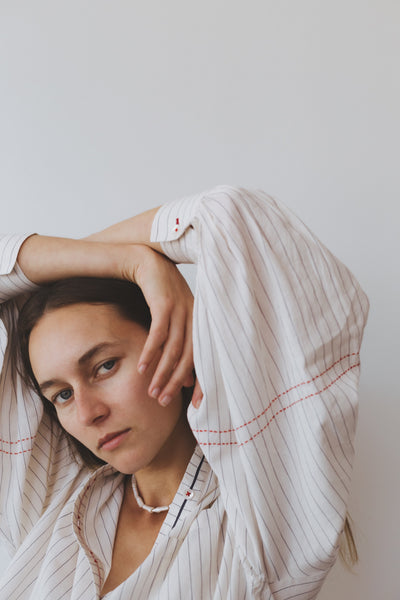 JASMINE SHIRT, IVORY/INDIGO PINSTRIPE COTTON