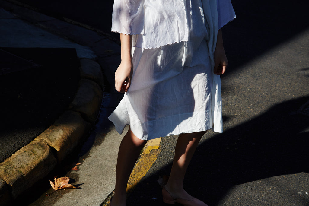 KANGURA COLLAR SHIRT, WHITE SHEER - SAAKI